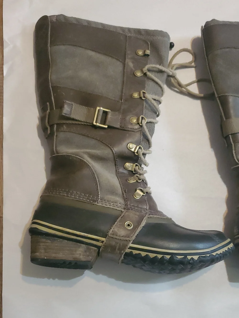 Sorel Conquest Carly Tall Waterproof Leather Lace-Up Winter Boots Size 8 Brown
